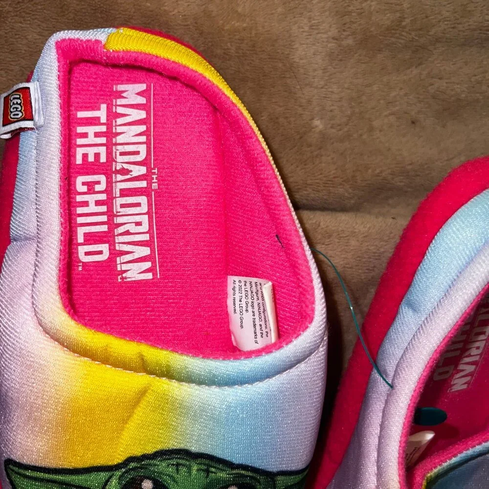 Lego The Mandalorian The Child Slippers Yoda Star Wars Youth Sz 13/1 Pink S01‎